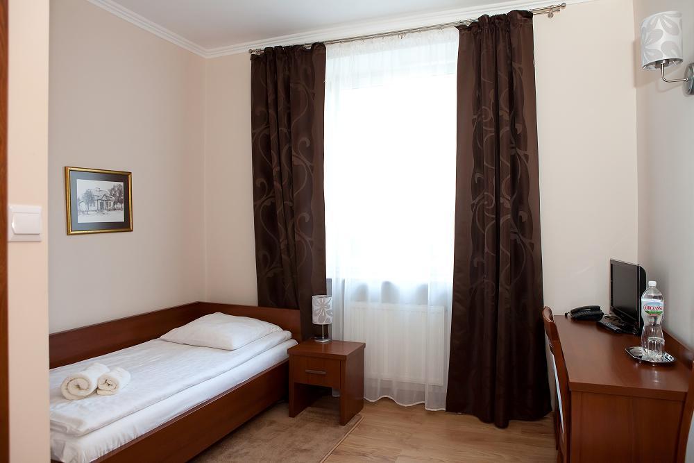 Hotel Srodmiejski Kielce Exterior foto
